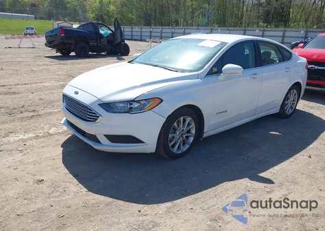 2017 Ford Fusion Hybrid Se из США, поврежденный, VIN 3FA6P0LU8HR396572